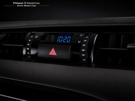 2024-Toyota-Hilux-24-GD-6-Raised-Body-Raider-Extended-Cab_10