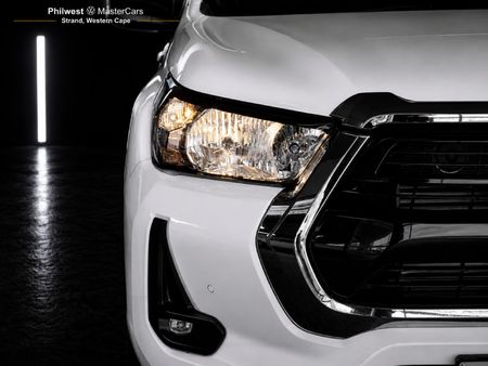 2024-Toyota-Hilux-24-GD-6-Raised-Body-Raider-Extended-Cab_28