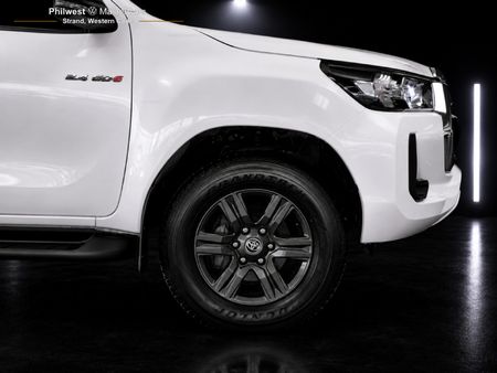 2024-Toyota-Hilux-24-GD-6-Raised-Body-Raider-Extended-Cab_29