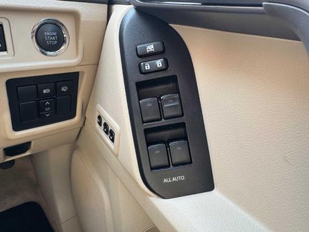2023-Toyota-Land-Cruiser-Prado-28-GD-VX-L-Auto_16