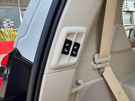 2023-Toyota-Land-Cruiser-Prado-28-GD-VX-L-Auto_8