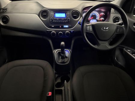 2015-Hyundai-Grand-i10-125-Fluid-Auto_12