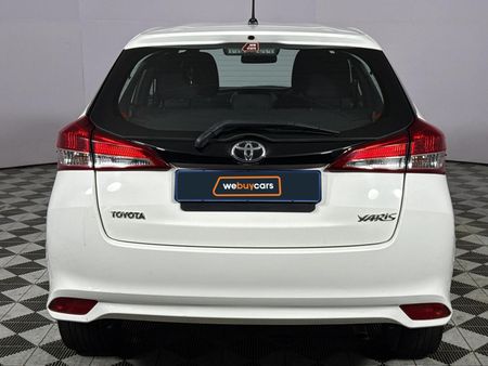 2018-Toyota-Yaris-15-Pulse-Auto-5-dr_17