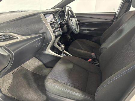 2018-Toyota-Yaris-15-Pulse-Auto-5-dr_8
