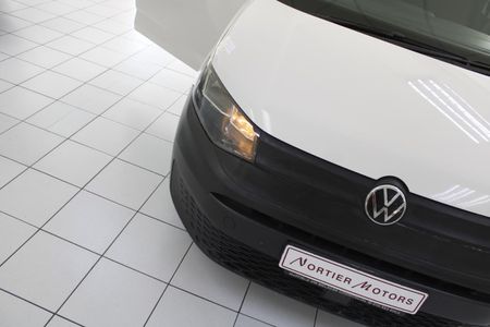 2022-Volkswagen-Caddy-PANEL-VAN_6