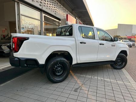 2026-Toyota-Hilux-28-GD-6-RB-SRX-4x4-Auto-Double-Cab_7