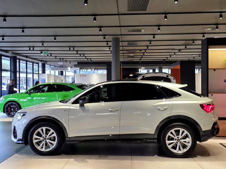 2021-Audi-Q3-Sportback-14-TFSI-Auto-S-Line-35-TFSI_5