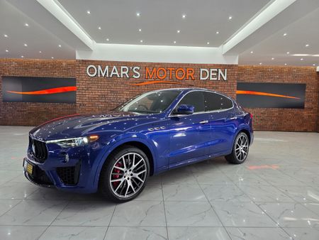 2022-Maserati-Levante-S_2