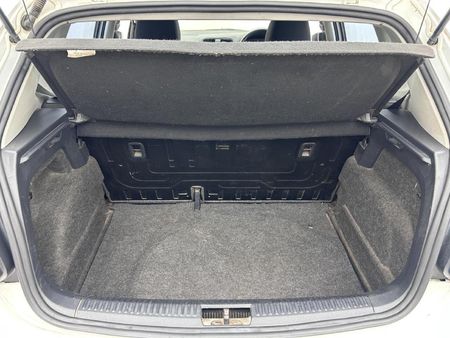 2021-Volkswagen-Polo-Vivo-14-Trendline-5-dr_12