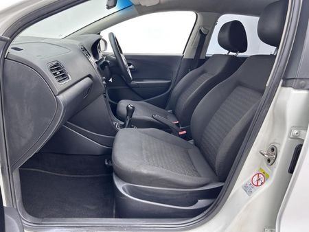 2021-Volkswagen-Polo-Vivo-14-Trendline-5-dr_6
