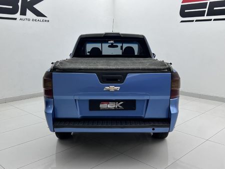 2016-Chevrolet-Utility-14-AC_3