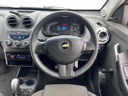2016-Chevrolet-Utility-14-AC_6