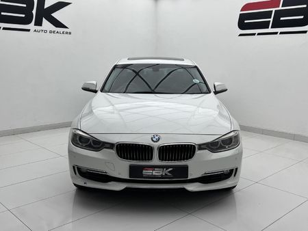 2014-BMW-3-Series-320i_1
