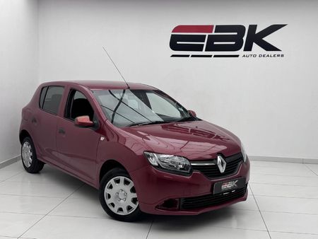 2015-Renault-Sandero-900T-Dynamique_0