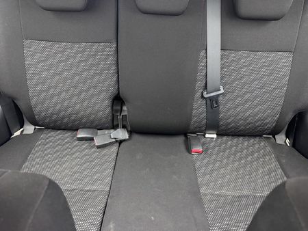 2009-Suzuki-SX4-20-Auto_13
