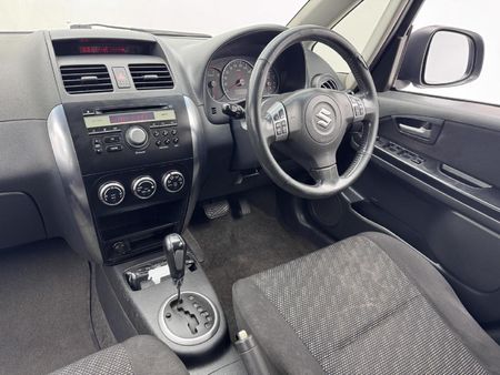 2009-Suzuki-SX4-20-Auto_7
