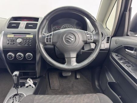 2009-Suzuki-SX4-20-Auto_8