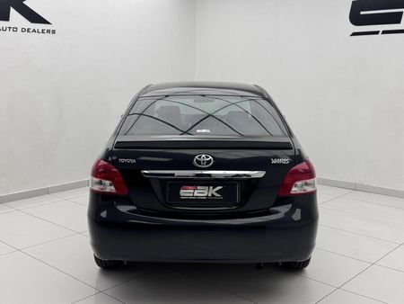 2008-Toyota-Yaris-T3_4