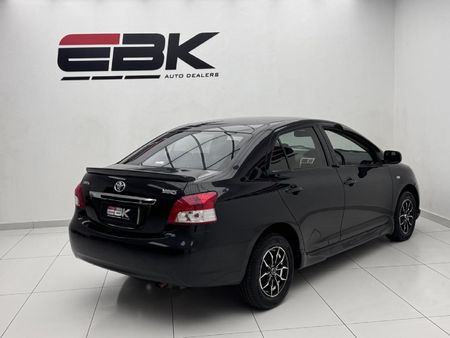 2008-Toyota-Yaris-T3_5