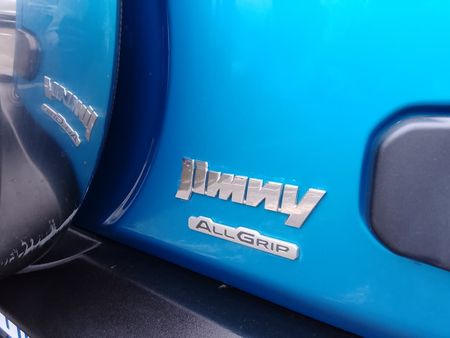 2023-Suzuki-Jimny-15-GLX-Auto_10