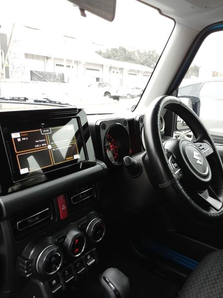 2023-Suzuki-Jimny-15-GLX-Auto_16