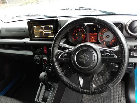 2023-Suzuki-Jimny-15-GLX-Auto_17