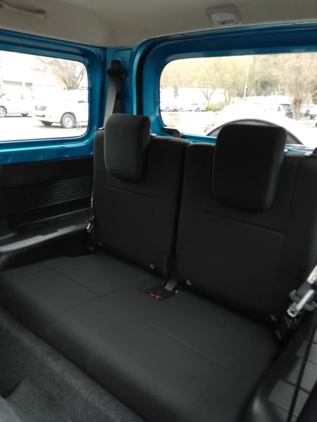 2023-Suzuki-Jimny-15-GLX-Auto_19