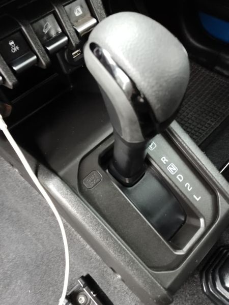 2023-Suzuki-Jimny-15-GLX-Auto_21