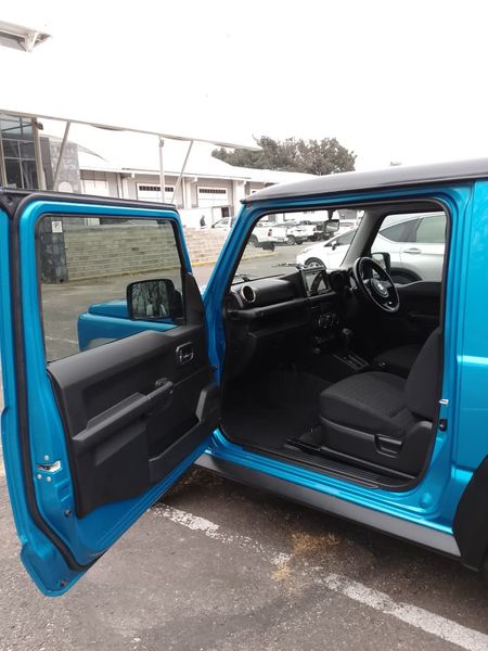 2023-Suzuki-Jimny-15-GLX-Auto_23