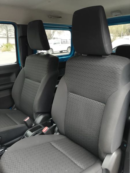 2023-Suzuki-Jimny-15-GLX-Auto_27