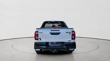 2025-Toyota-Hilux-28GD-6-GR-Sport-Double-Cab-4x4_3