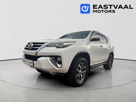 2017-Toyota-Fortuner-28-GD-6-4x4-Auto_2