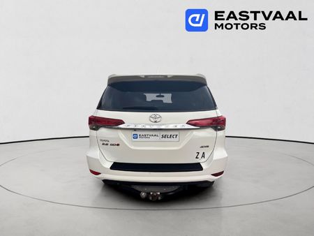 2017-Toyota-Fortuner-28-GD-6-4x4-Auto_5