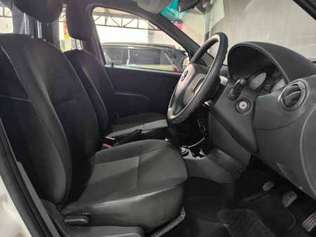 2024-Nissan-NP200-16_12
