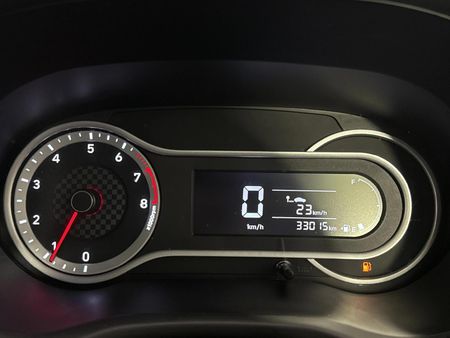 2022-Hyundai-Grand-i10-10-Fluid_2