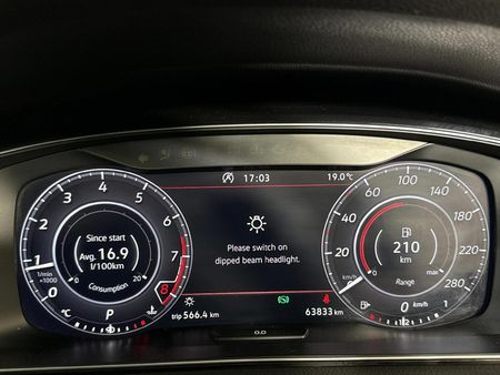 2020-Volkswagen-Golf-VII-GTI-20-TSI-Auto_2