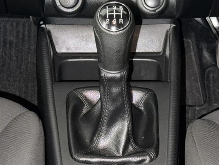 2024-Toyota-Starlet-15-XS_10