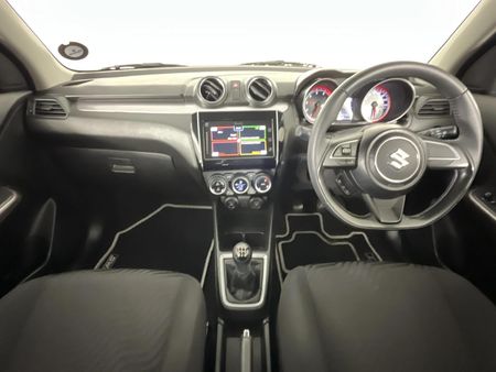 2022-Suzuki-Swift-12-GLX_1