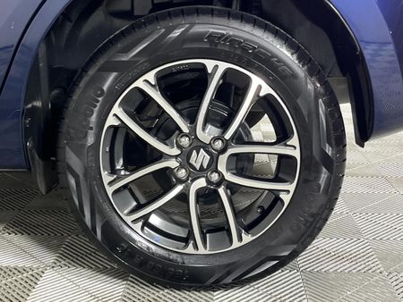 2022-Suzuki-Swift-12-GLX_5