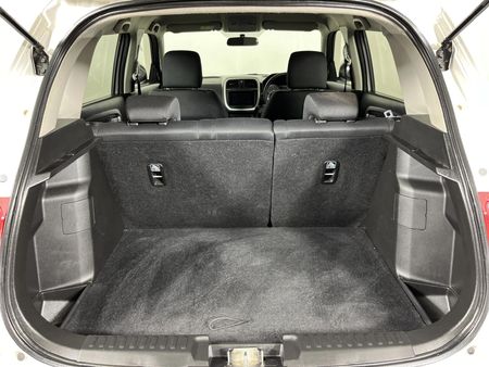 2022-Toyota-Urban-Cruiser-15-Xs-Auto_12