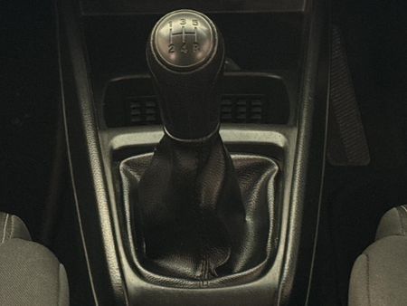 2023-Suzuki-Ertiga-15-GA_14