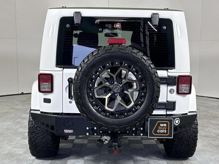 2017-Jeep-Wrangler-36-V6-Rubicon-2-dr-Auto_17