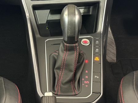 2021-Volkswagen-Polo-20-GTI-Auto-147kW_9