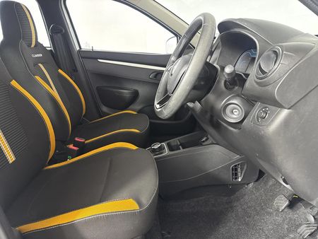 2024-Renault-Kwid-10-Climber-Auto_9