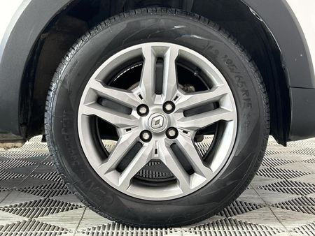 2022-Renault-Triber-10-Intens-Auto_5