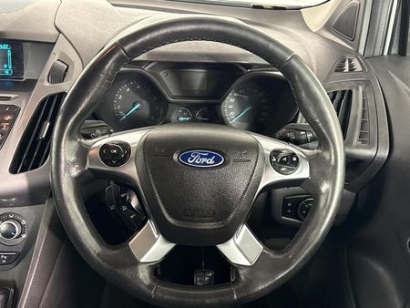 2017-Ford-Tourneo-Connect-10-Trend-SWB_9