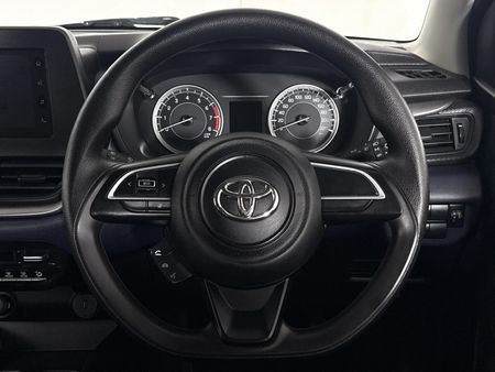 2023-Toyota-Starlet-15-XS-Auto_11
