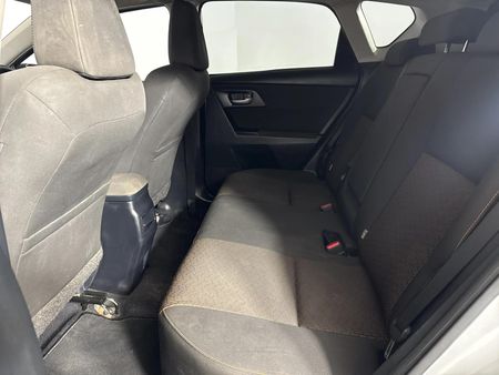 2017-Toyota-Auris-16-XR_3