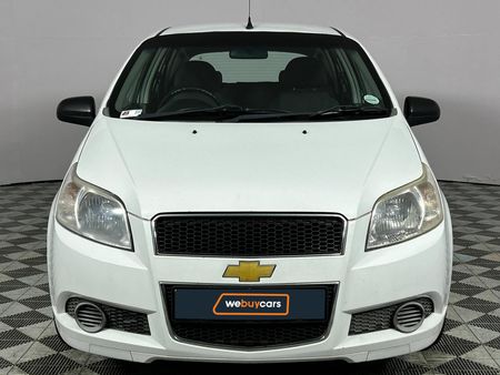 2011-Chevrolet-Aveo-16-L-Hatch_14