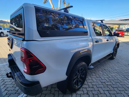2022-Toyota-Hilux-28-GD-6-Raised-Body-Legend-Auto-Double-Cab_3